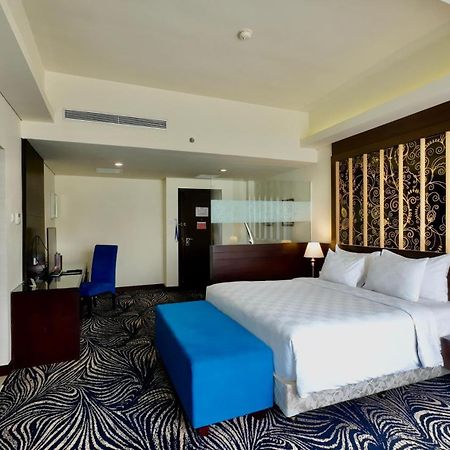 Swiss-Belhotel Silae Palu Ngoại thất bức ảnh