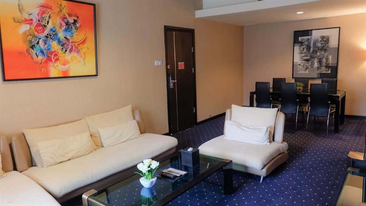 Swiss-Belhotel Silae Palu Ngoại thất bức ảnh