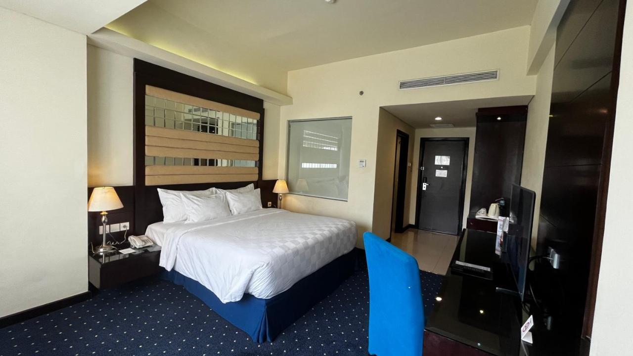 Swiss-Belhotel Silae Palu Ngoại thất bức ảnh