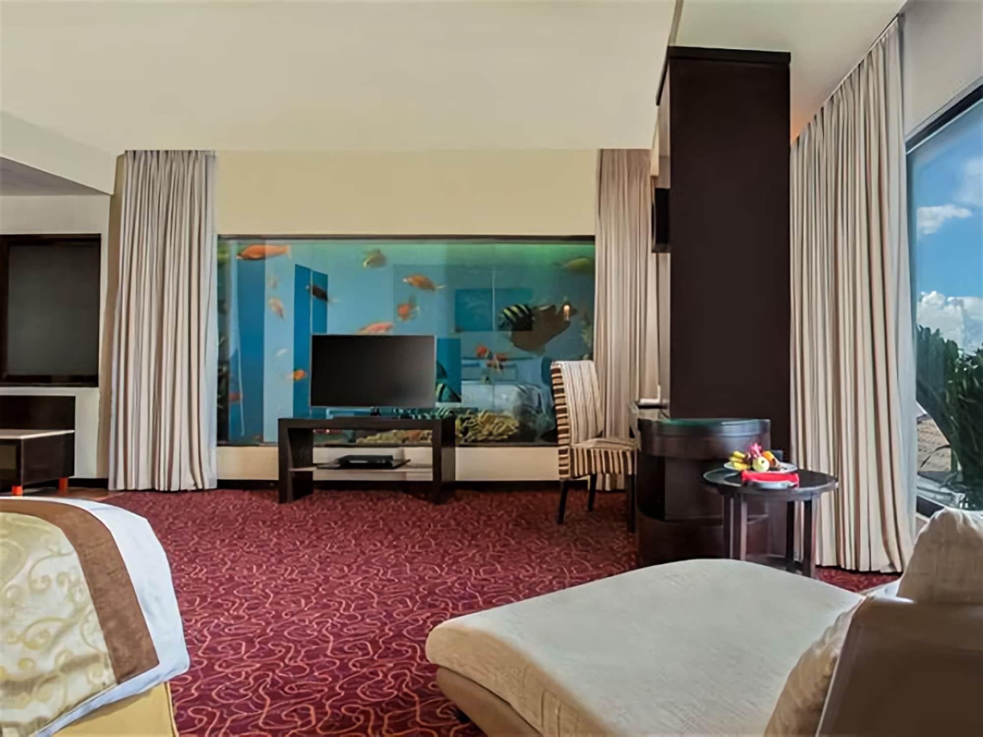 Swiss-Belhotel Silae Palu Ngoại thất bức ảnh
