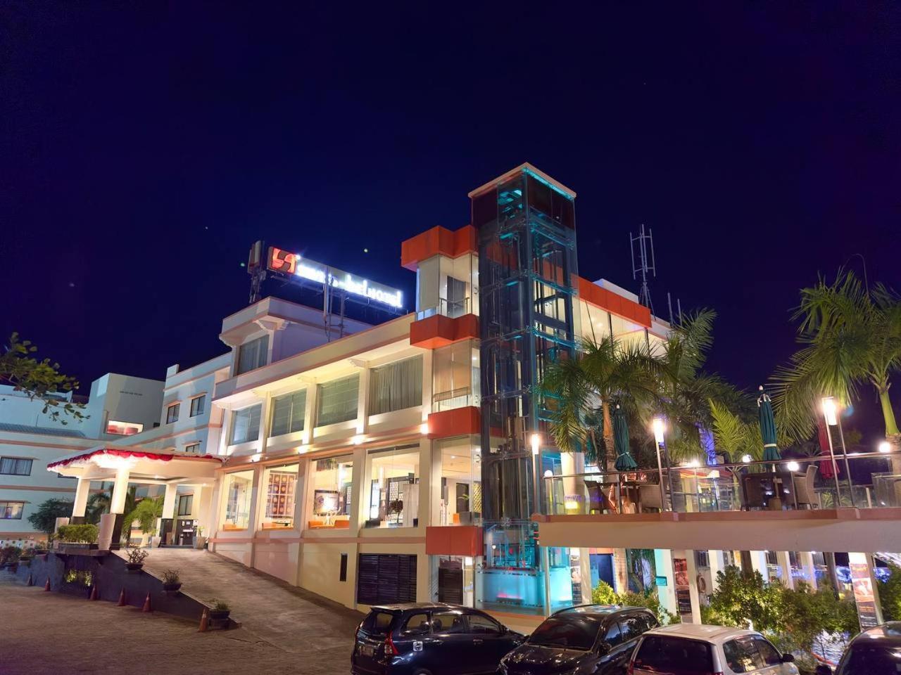 Swiss-Belhotel Silae Palu Ngoại thất bức ảnh