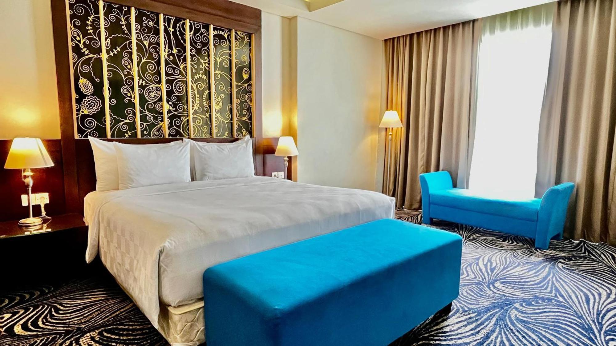 Swiss-Belhotel Silae Palu Ngoại thất bức ảnh