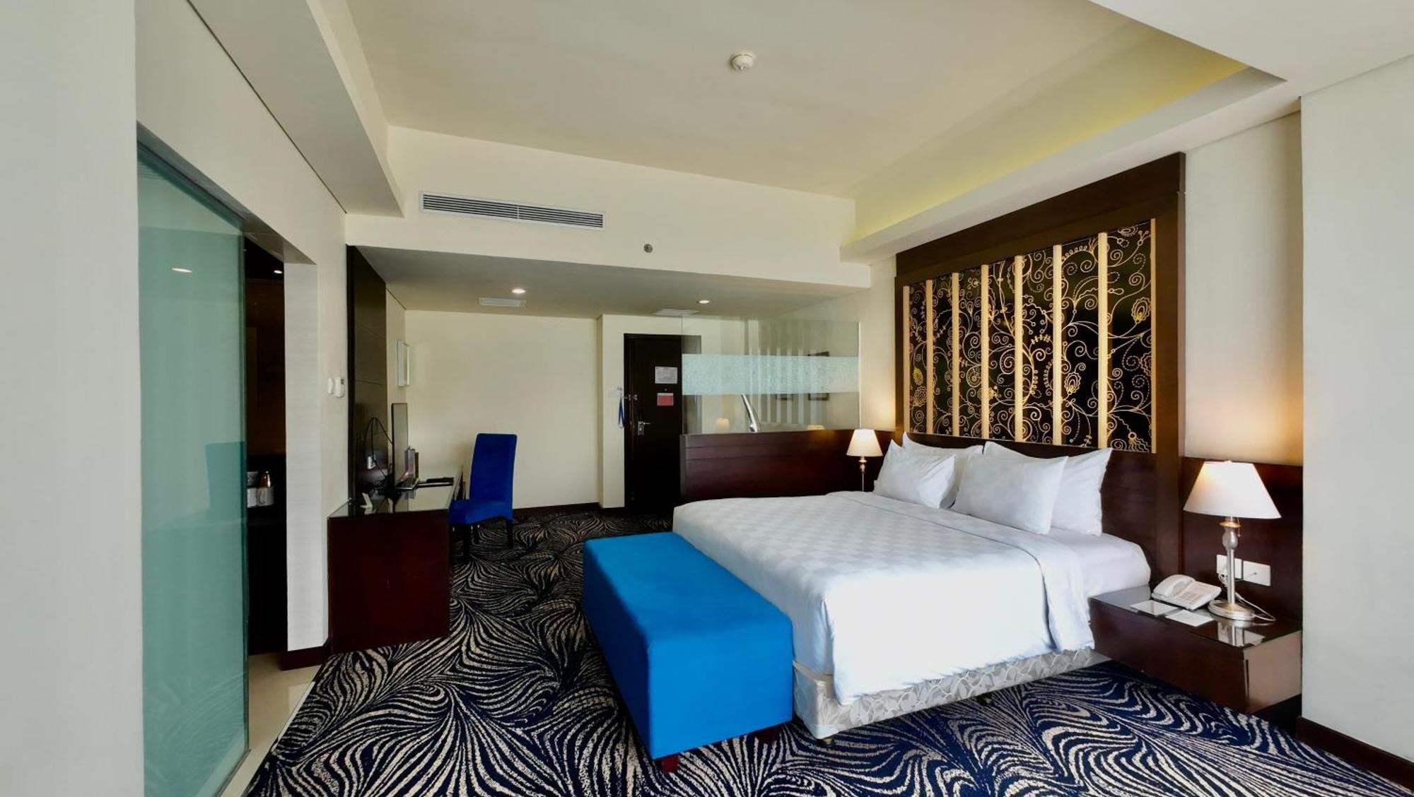 Swiss-Belhotel Silae Palu Ngoại thất bức ảnh