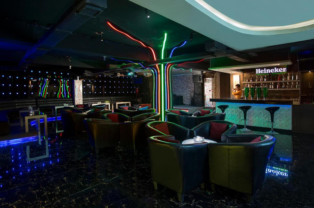 Swiss-Belhotel Silae Palu Ngoại thất bức ảnh